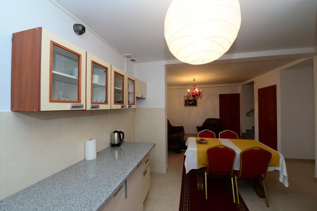 B&B Airport Modlin Nowy Dwór Mazowiecki 外观 照片