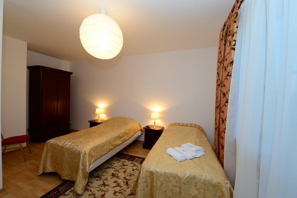 B&B Airport Modlin Nowy Dwór Mazowiecki 客房 照片