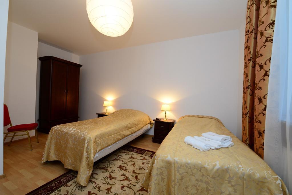 B&B Airport Modlin Nowy Dwór Mazowiecki 客房 照片
